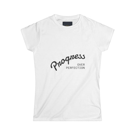 Women's Softstyle Tee - Urban City Scapes Trendy Design